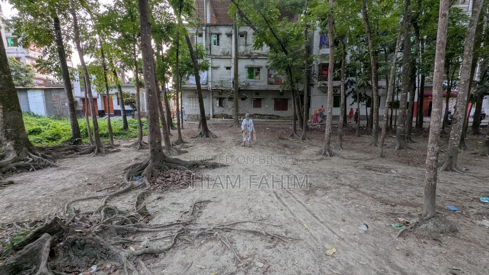 জমি বিক্রি ১৪ শতাংশ