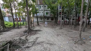 জমি বিক্রি ১৪ শতাংশ