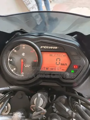 Bajaj Discover 125 2021 Black