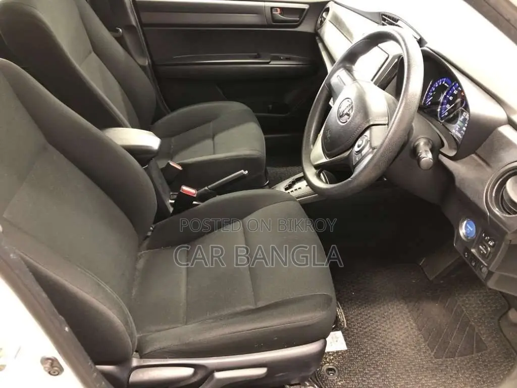 Toyota Axio 2022 White