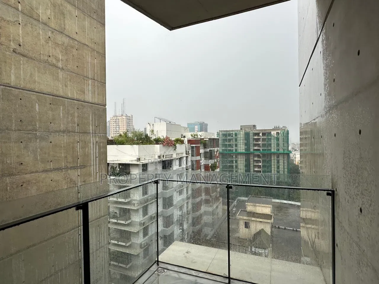4bdrm Apartment in Navana Real Estate, Gulshan for Rent