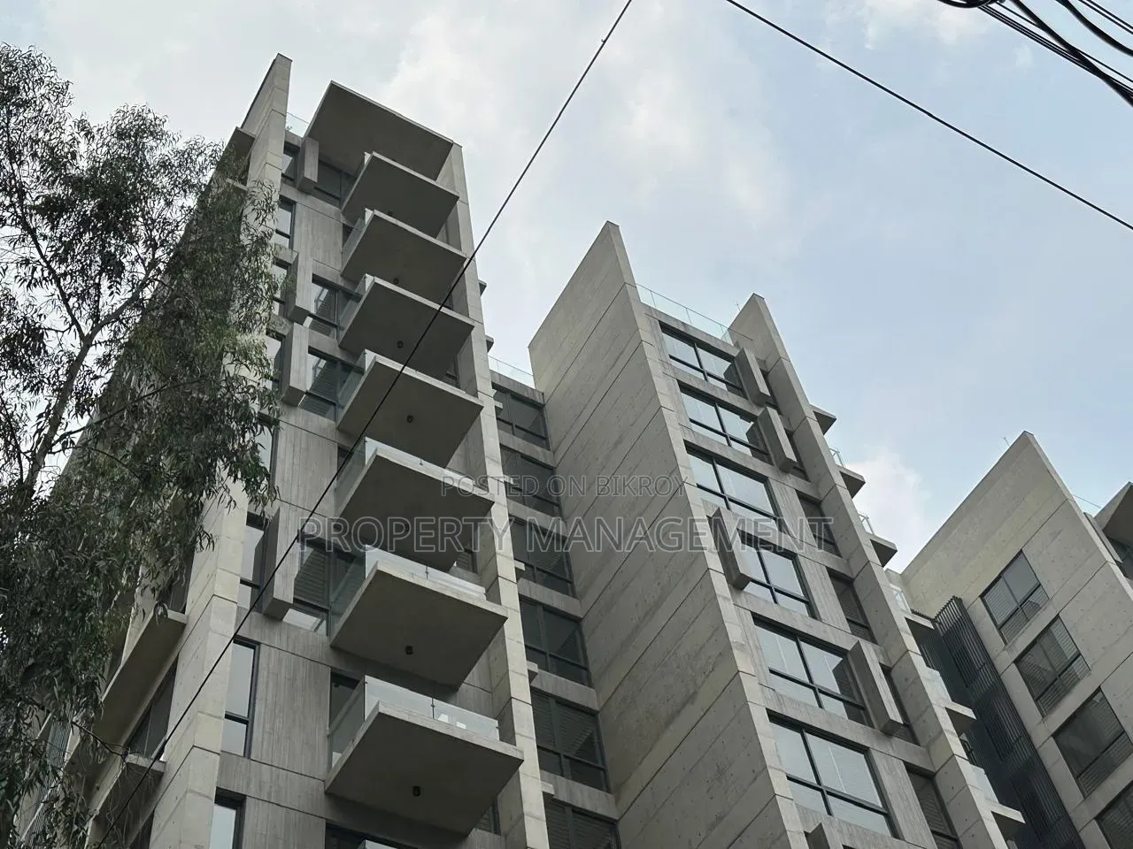 4bdrm Apartment in Navana Real Estate, Gulshan for Rent