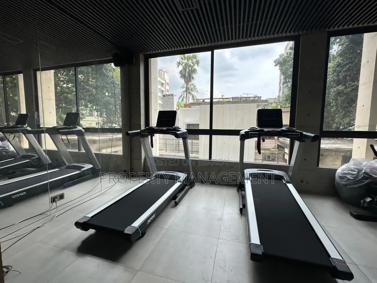 4bdrm Apartment in Navana Real Estate, Gulshan for Rent