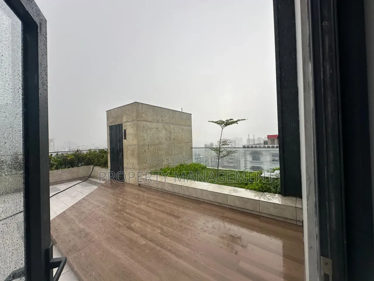 4bdrm Apartment in Navana Real Estate, Gulshan for Rent