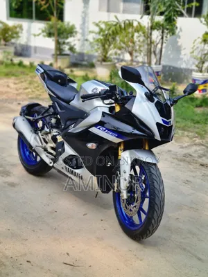Yamaha R1 2023 Gray