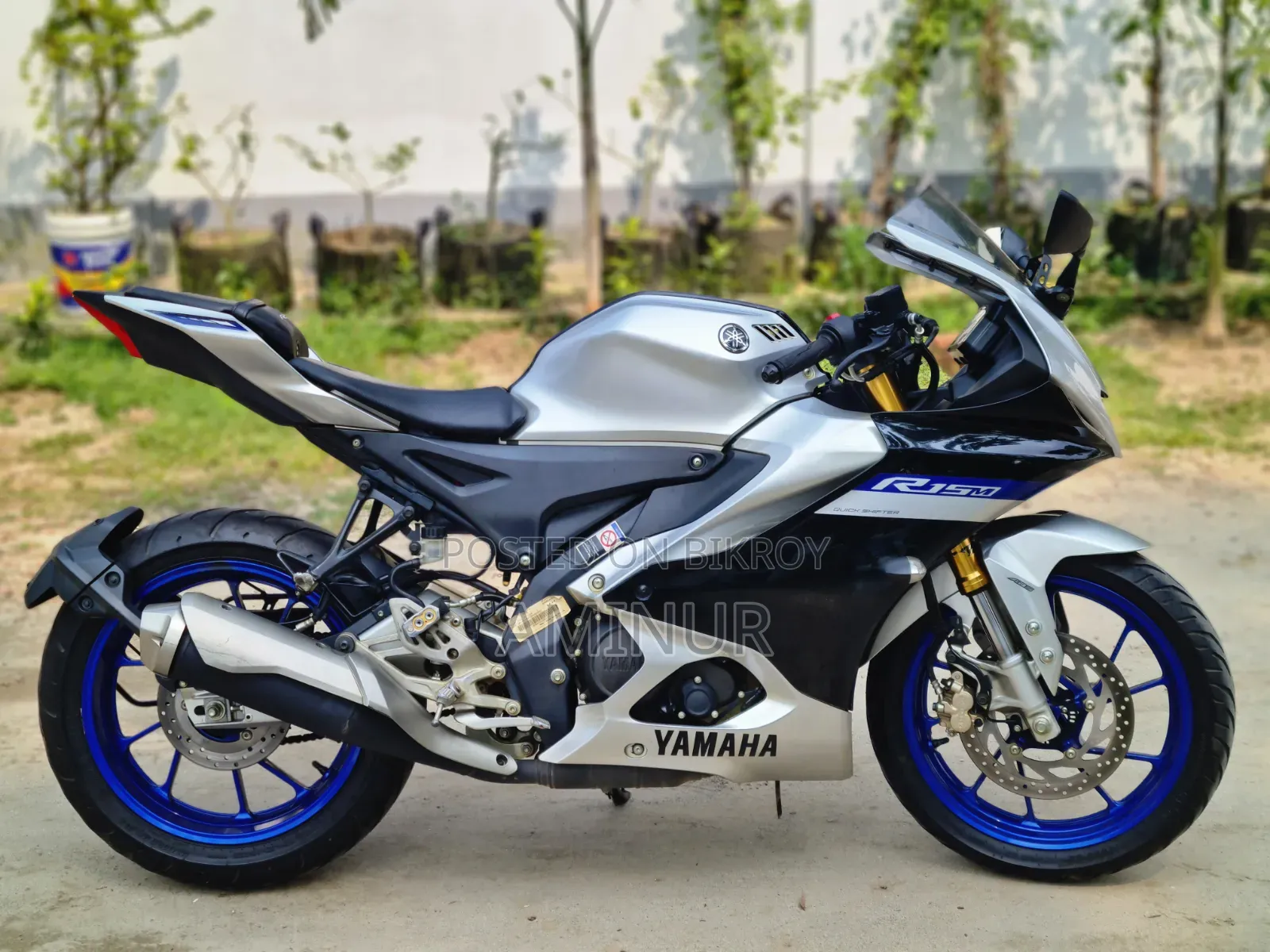 Yamaha R1 2023 Gray