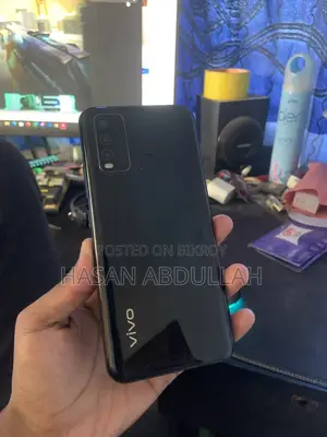 Vivo Y30 128 GB Black
