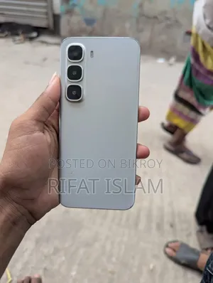 ইনফিনিক্স হট ৬০ প্রো+ ১২৮ জিবি সিলভার