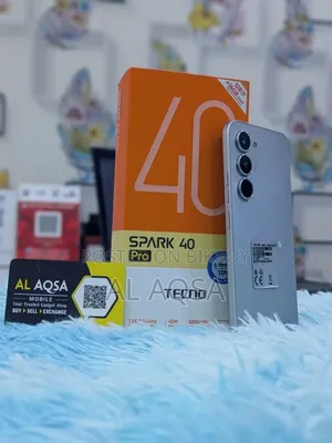 টেকনো স্পার্ক ৪০ প্রো ১২৮ জিবি ব্লু