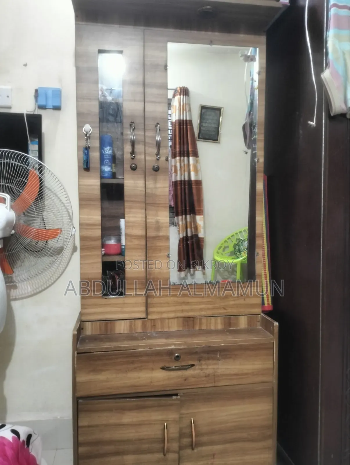 ড্রেসিং টেবিল/Dressingtable