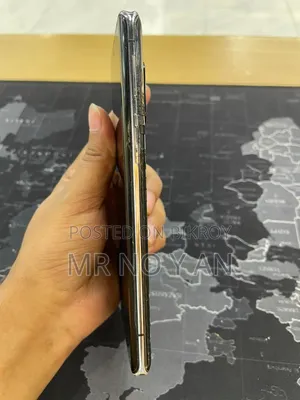 Sharp Aquos R6 128 GB Black