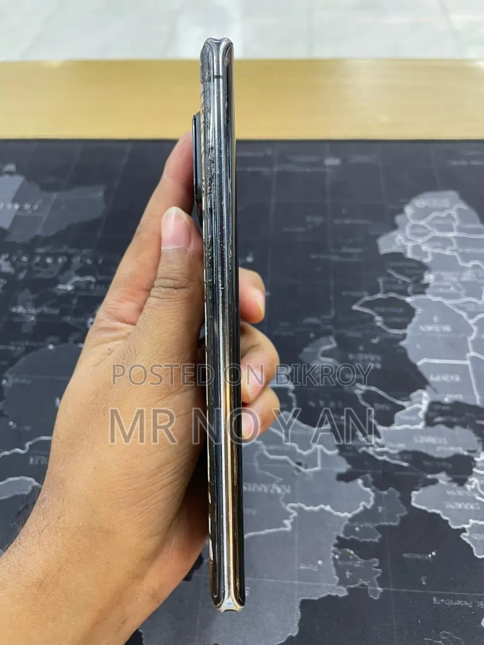 Sharp Aquos R6 128 GB Black