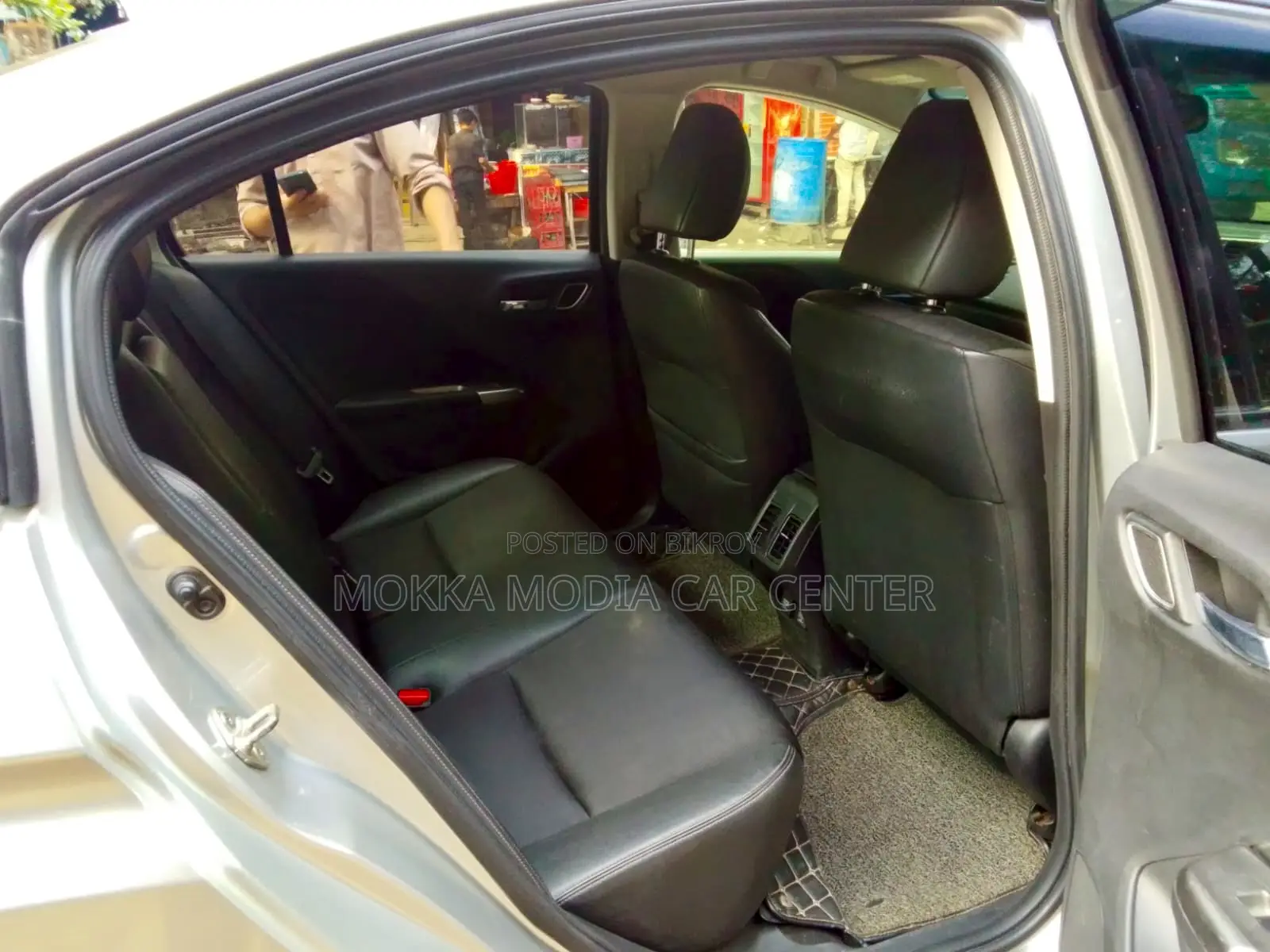 Honda Grace 2015 সিলভার