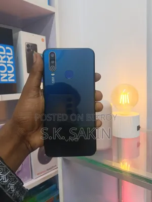 Vivo Y12 64 GB Blue