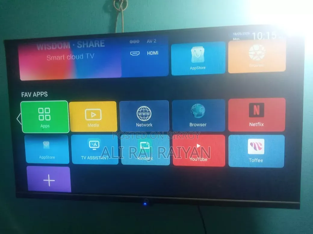 Q 32" Borderless Smart Android