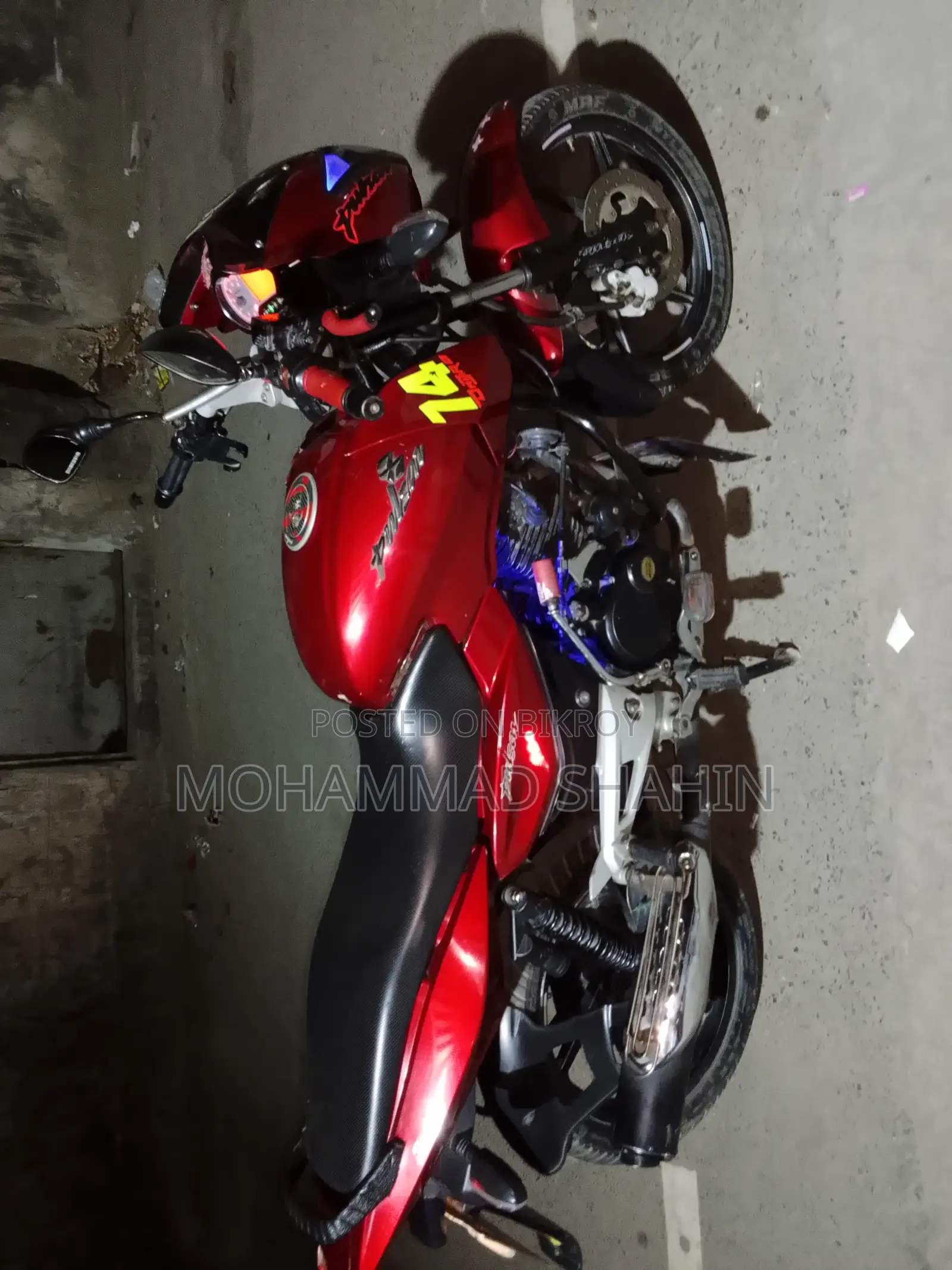 Bajaj Pulsar 150 2010 Red