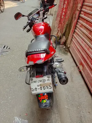 Bajaj Pulsar 150 2010 Red