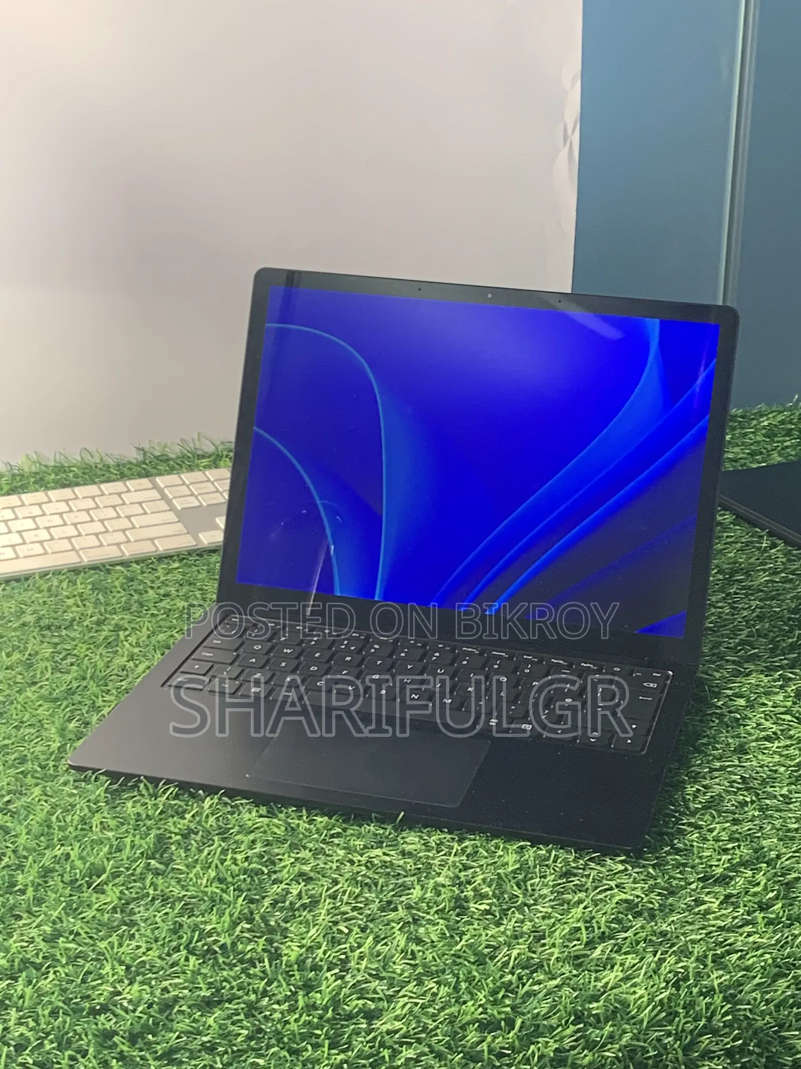 Microsoft Surface Laptop 4 16GB Intel Core i5 SSD 256GB