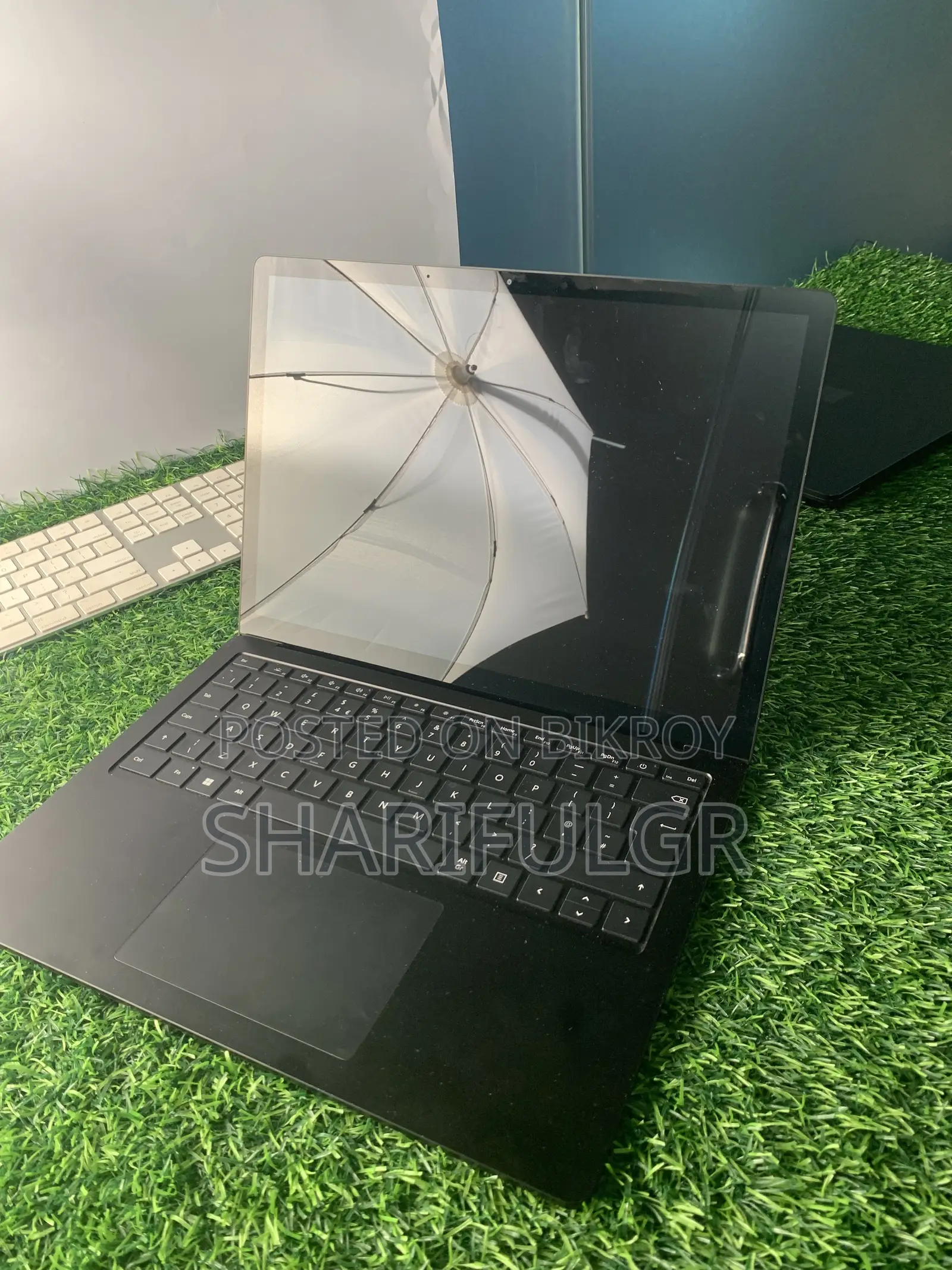 Microsoft Surface Laptop 4 16GB Intel Core i5 SSD 256GB