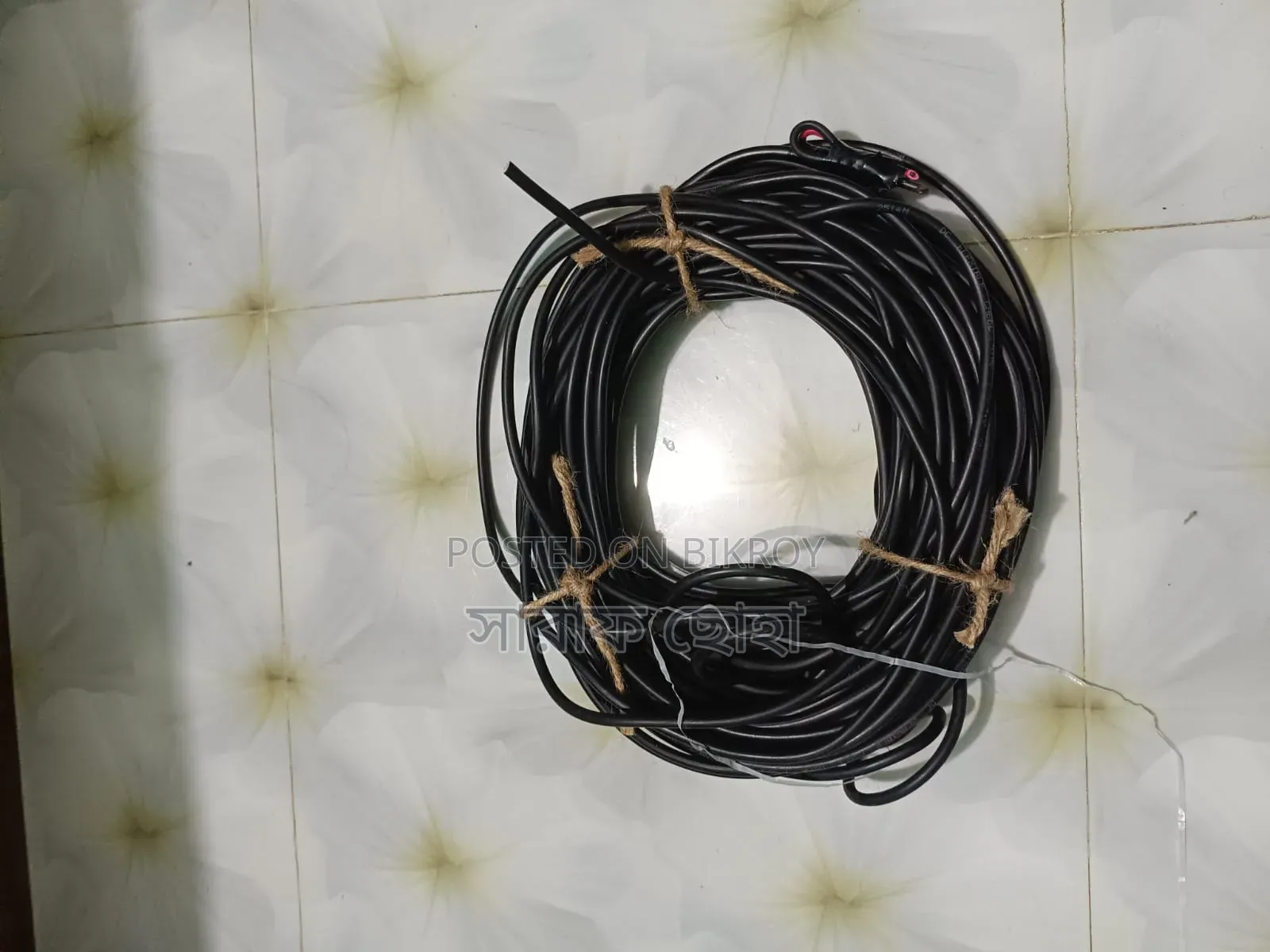 ইলেকট্রনিক কেবল তার