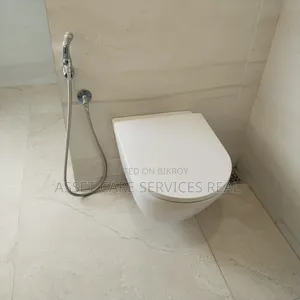 4bdrm Apartment in Gulshan for Sale