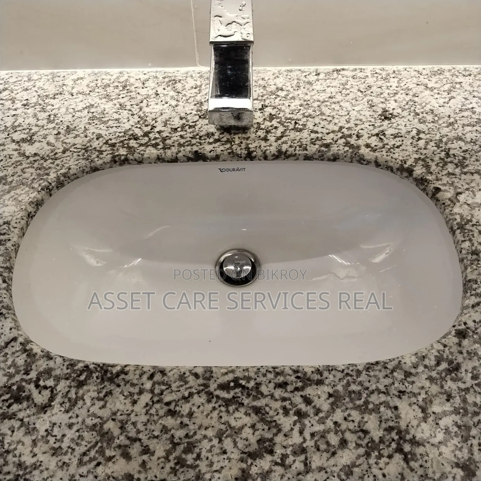 4bdrm Apartment in Gulshan for Sale