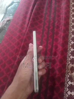 iQOO 256 GB White