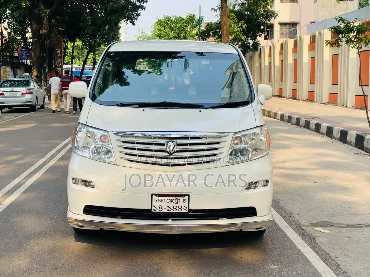 New Toyota Alphard 2005 White