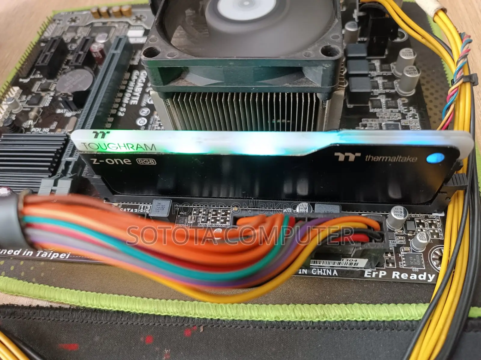 Thermaltake Toughram Z-one Rgb 8gb 3600mhz Ddr4 Desktop Ram