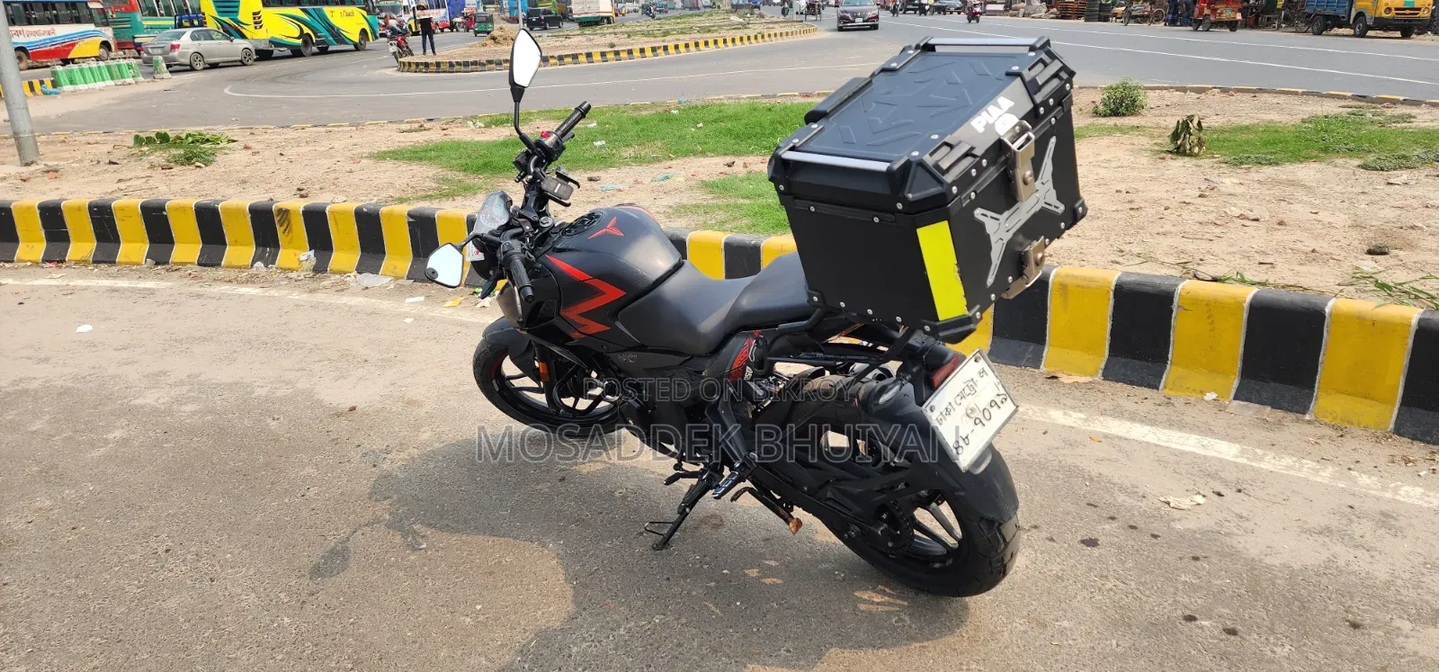 Bajaj Pulsar 250 2024 Black
