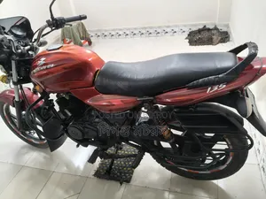 Bajaj Discover 135 2010 Red