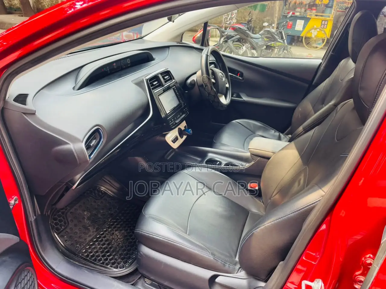 New Toyota Prius 4dr Hatchback (1.8L 4cyl gas/electric hybrid CVT) 2016 Red