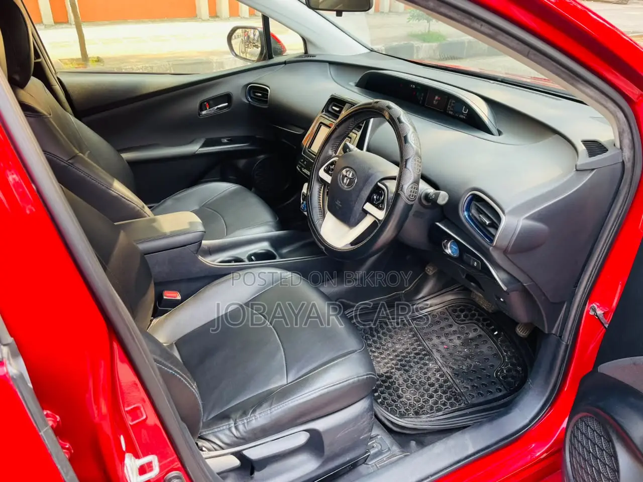 New Toyota Prius 4dr Hatchback (1.8L 4cyl gas/electric hybrid CVT) 2016 Red