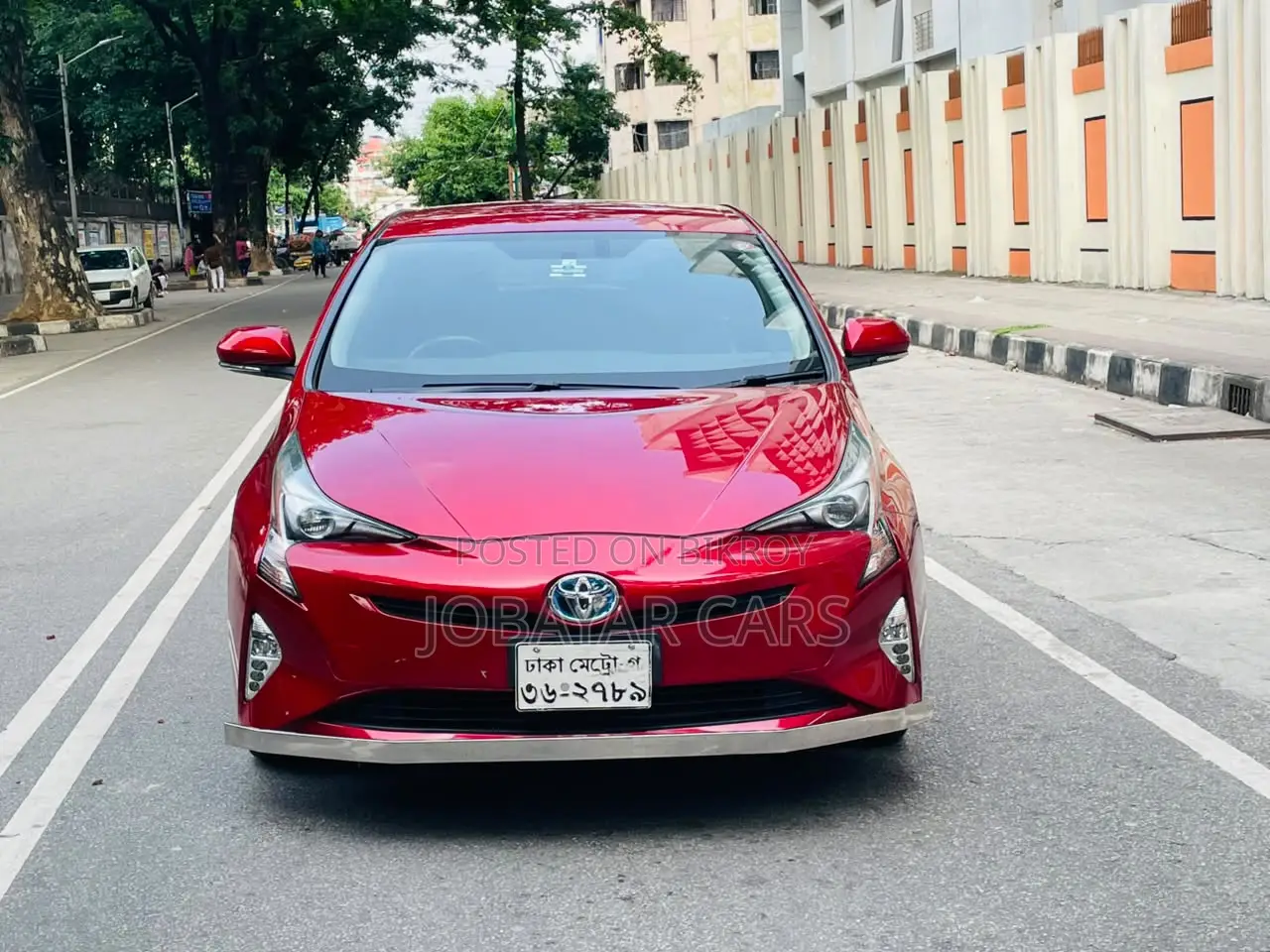 New Toyota Prius 4dr Hatchback (1.8L 4cyl gas/electric hybrid CVT) 2016 Red