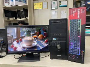 Desktop Computer 4GB Intel HDD 320GB