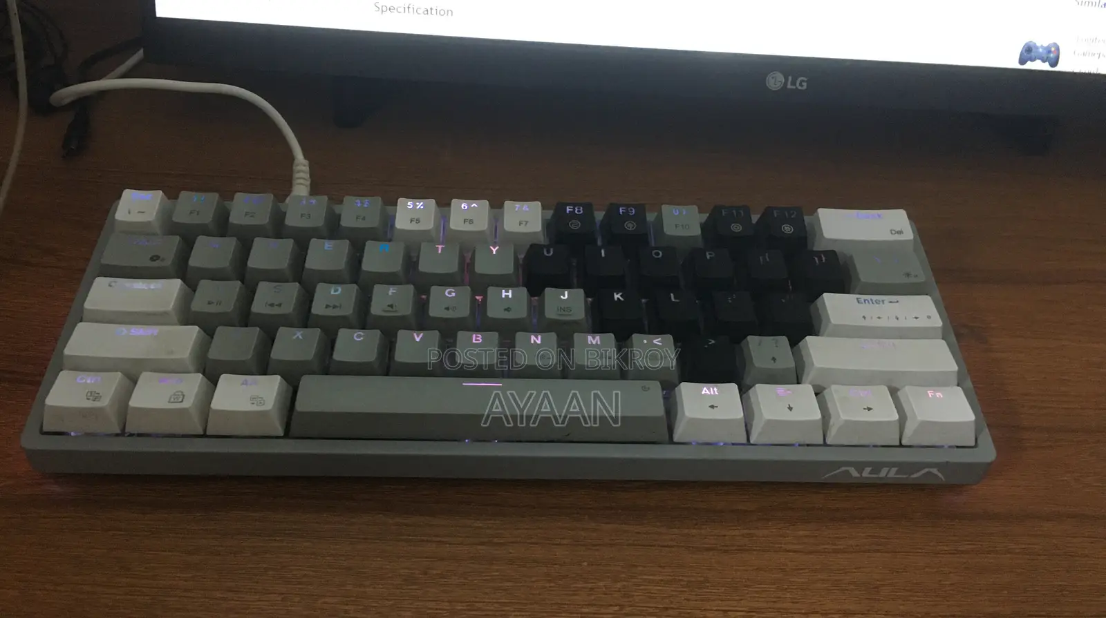 Aula F2361 Keyboard