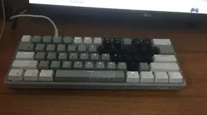 Aula F2361 Keyboard