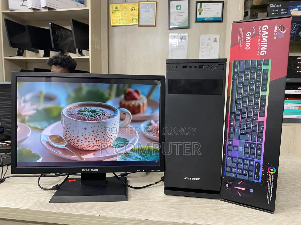 Desktop Computer 4GB Intel Core I3 HDD+SSD 500GB