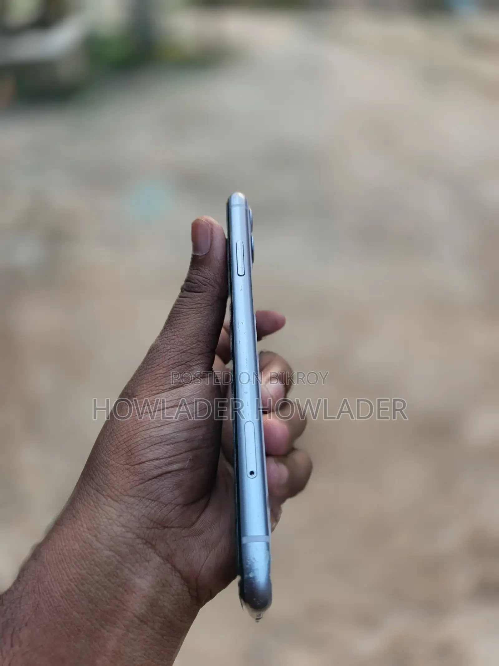 Apple iPhone 11 64 GB White