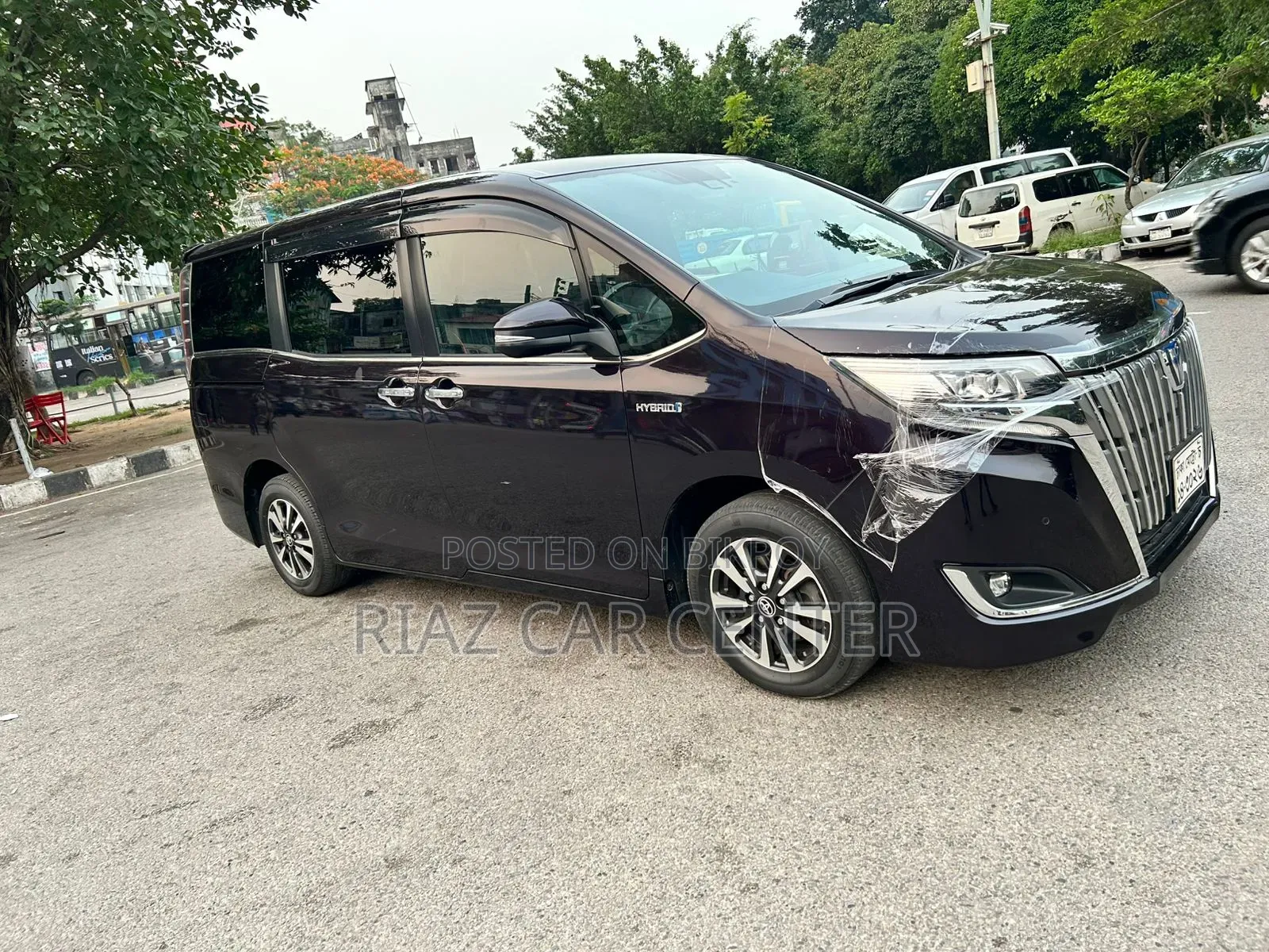 Toyota Esquire 2020 Maroon