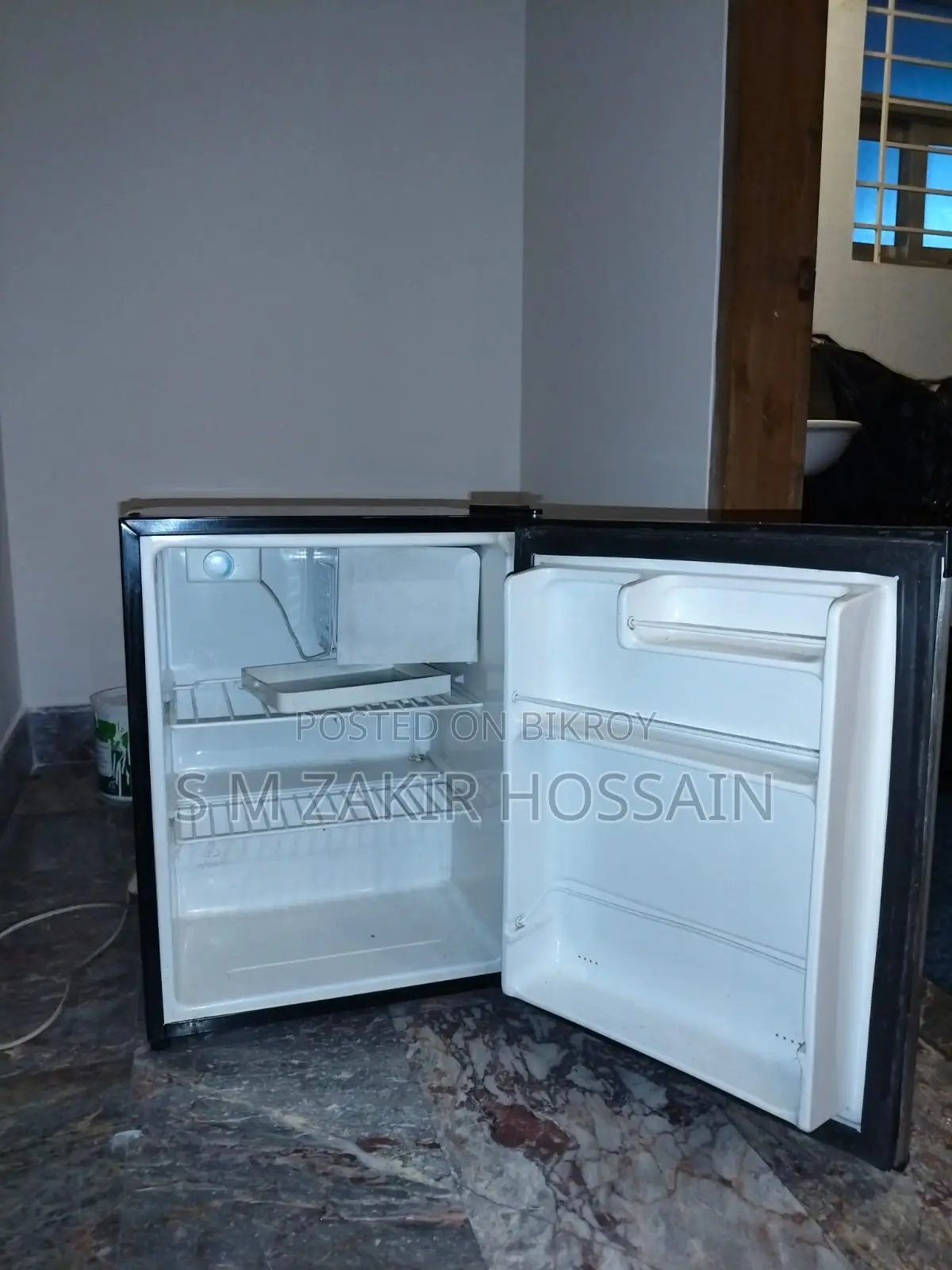 Refrigerator ----