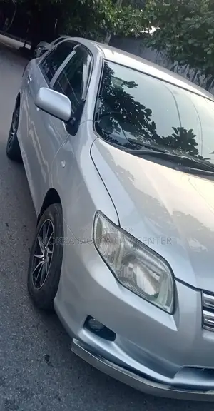 Toyota Axio 2009 Silver