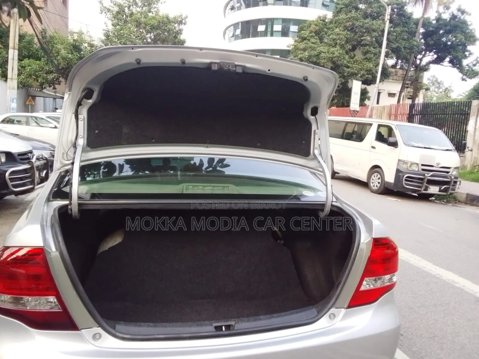 Toyota Axio 2009 Silver