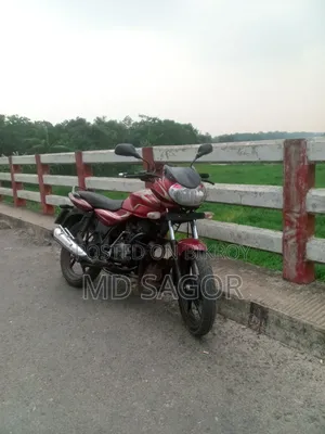 Bajaj Discover 100 2018 Red