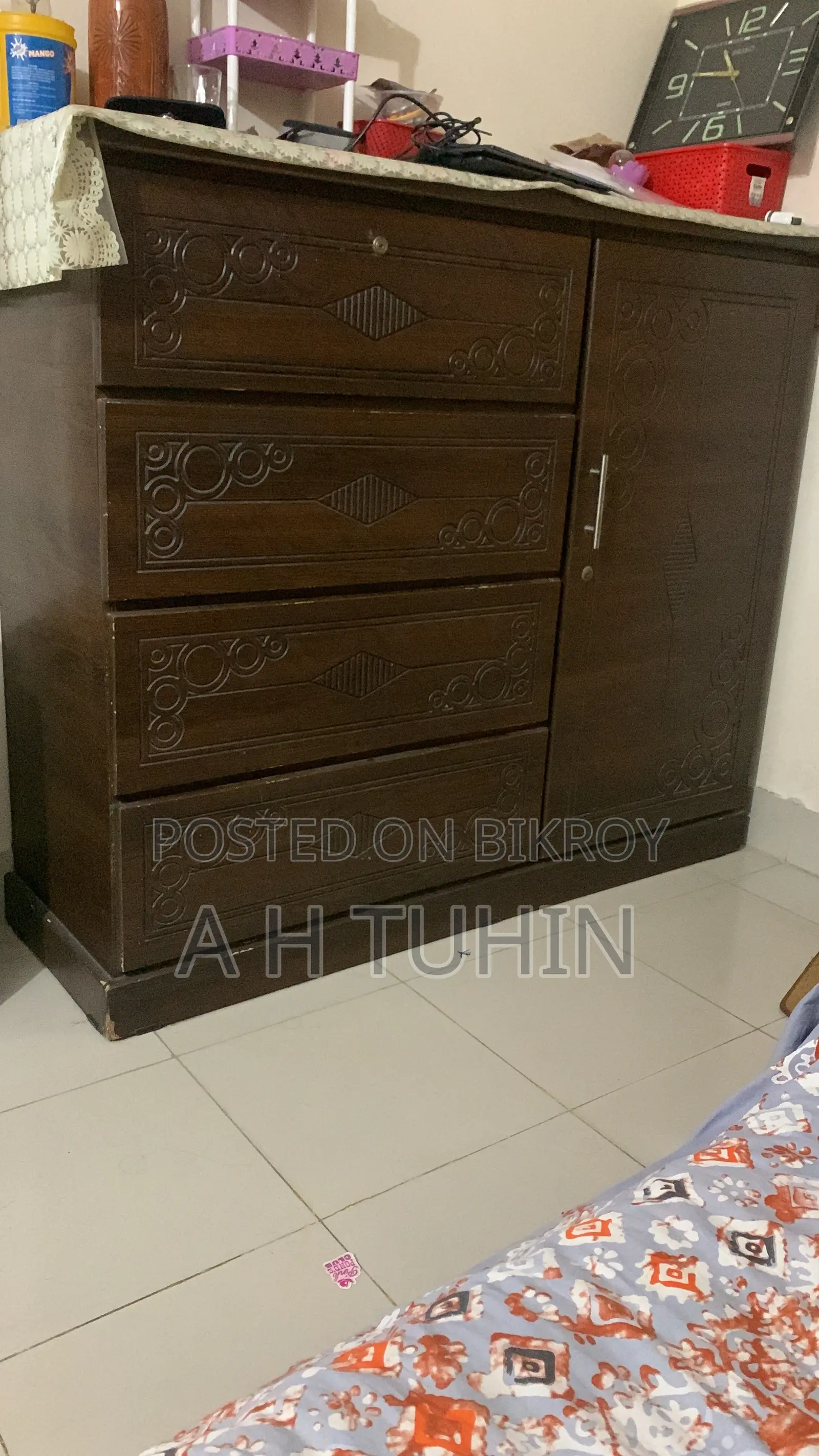Wardrobe Like New