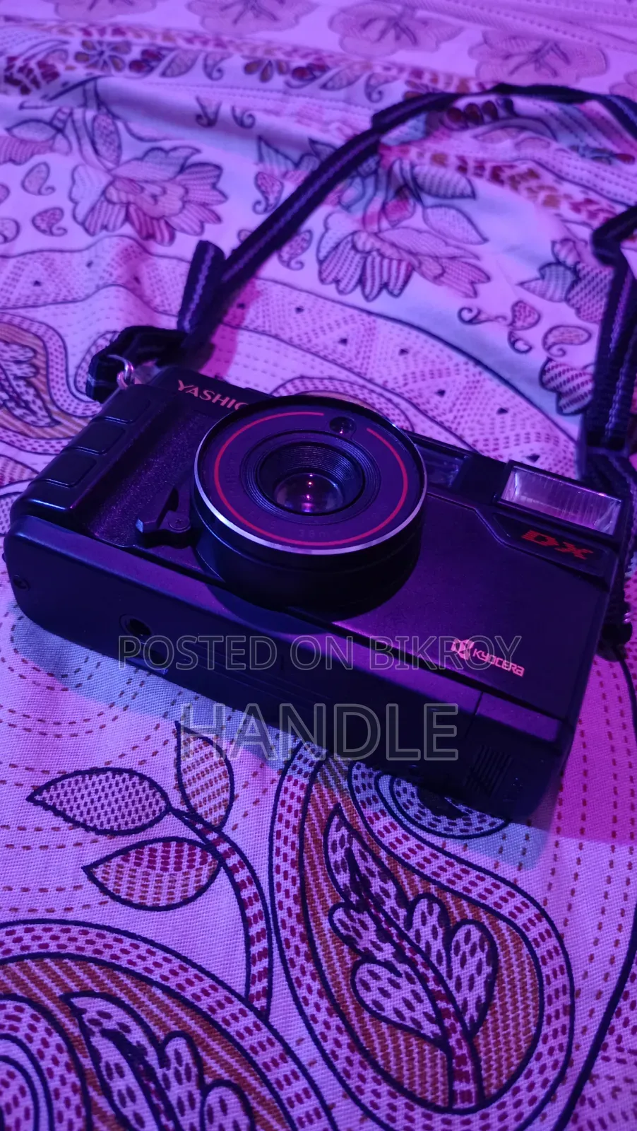Vintage Film Camera (Yashika Mf 2 Super)