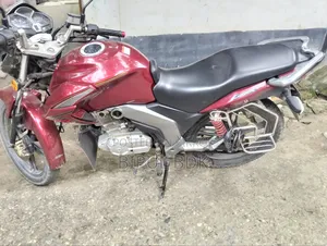 Suzuki GSX 125 2023 Red