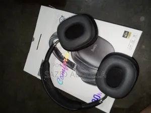 ওয়্যারলেস হেডফোন