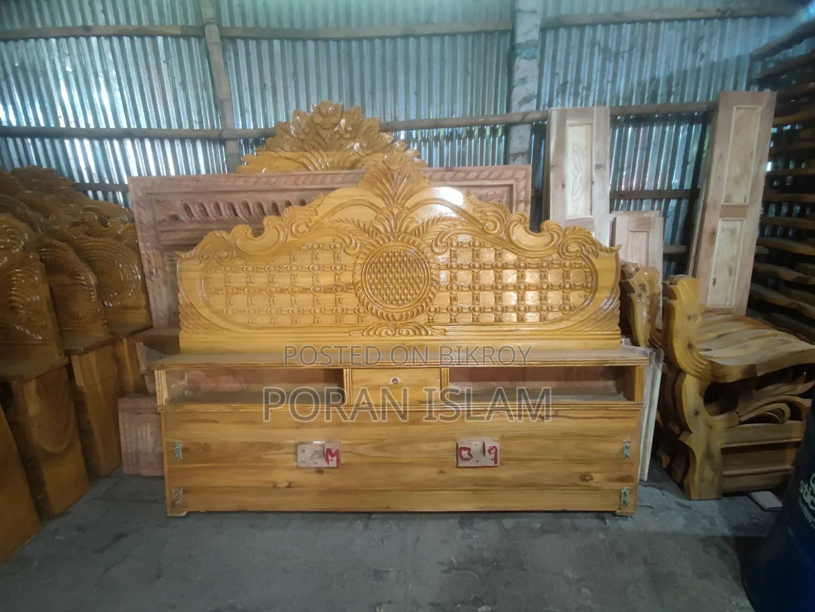 6/7 feet box bed
