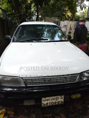 Toyota Corolla Station Wagon 1996 White